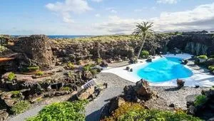 Sur les traces de César Manrique