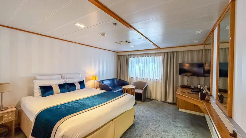 Horizon Suite - Accessible (Deck 3)
