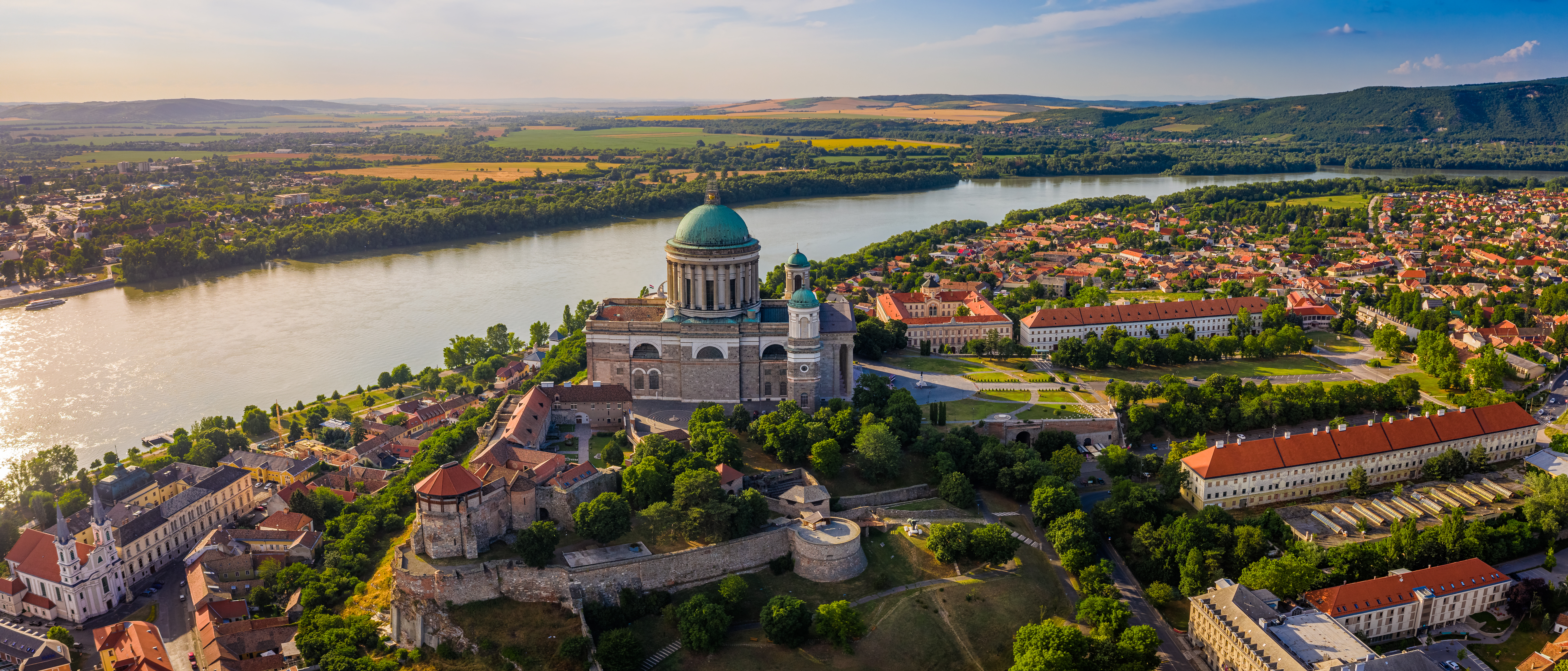 L'âme du Danube, entre cultures hongroise et slave (formule port/port)