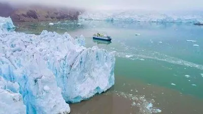 Le Groenland en bateau d'expédition polaire : dépaysement, culture et exploration en terres inuites