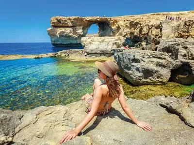 Image alt text not provided.