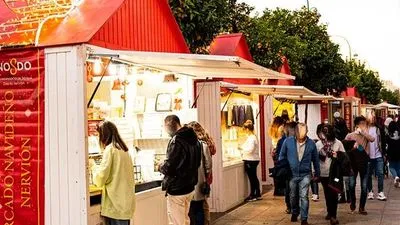 Visite du marché de Noël de Nervión, magnifié par les illuminations